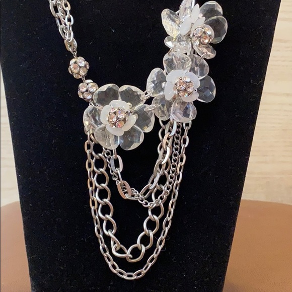 Cute Necklace! - Picture 2 of 5